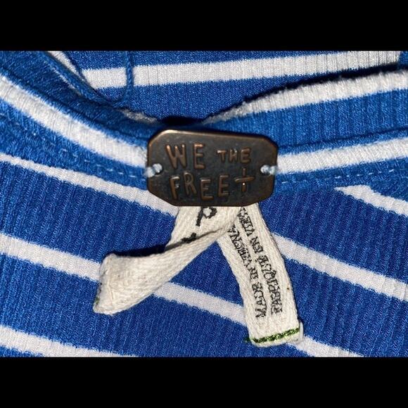 Free People round about town long sleeve tee in ocean blue size LG - Picture 5 of 5